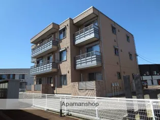 スクーデリアWEST【3階】の外観