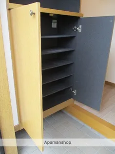 ベル・パエーゼ【1階】の内装