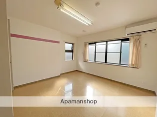 パティ・イーストB【215号室】の居間