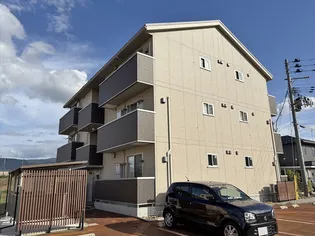 プリムローズⅡ【3階】の外観