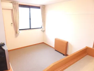 レオパレスあすなろ【2階】の居間