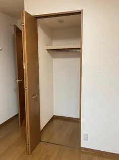 ロイヤルプレイス010【3階】の内装