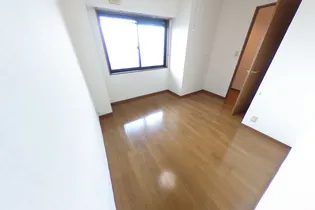 ロイヤルプレイス010【4階】の内装