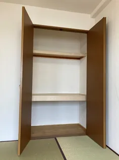 ロイヤルプレイス010【4階】の内装