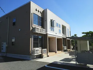 バハリ【2階】の外観