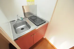 レオパレスおおしま【104号室】のキッチン