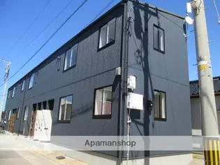 COURAGE【2階】の外観