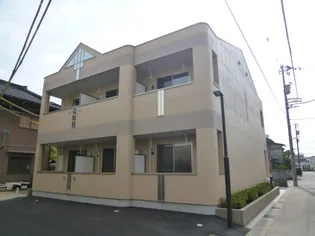 クレシアハウス大泉【1階】の外観