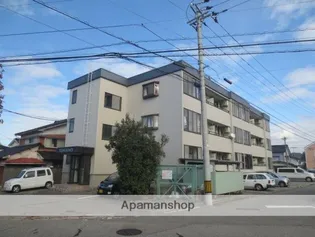 ウェルネスハイツ堀【1階】の外観