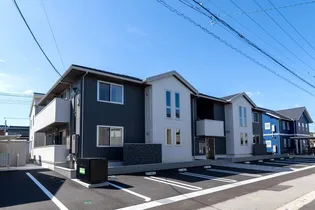 カーサ ファミール【1階】の外観