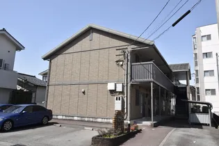 グラン メイゾン【1階】の外観