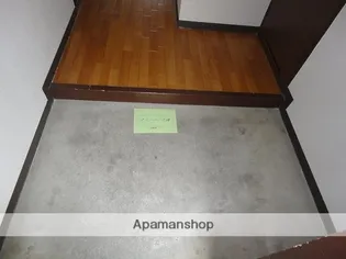 グリーンハイツ【205号室】の玄関