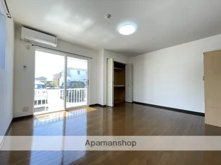 カナビアン【101号室】の居間