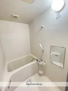 カナビアン【101号室】の風呂