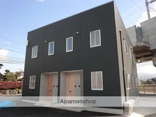 SMALL PINE【1階】の外観