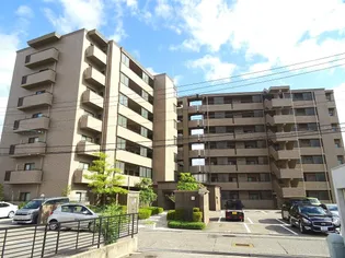 サーパス窪本町【5階】の外観