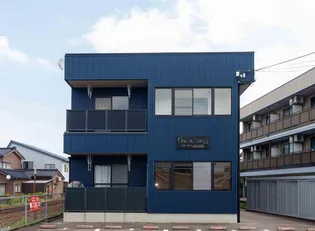 アムール コルンの画像