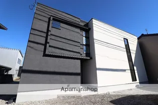 LA TOUR 羽広の画像