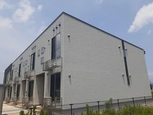 ラグジュアリーハウス ベベ【2階】の外観