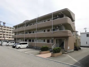 ファミーユ布瀬【3階】の外観