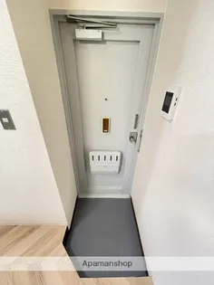 コーポ高山【3階】の玄関