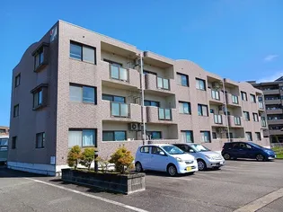 ユーミー堀川【302号室】の外観