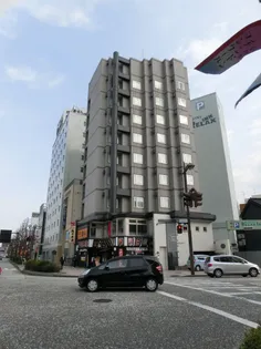 ラ トゥールの画像