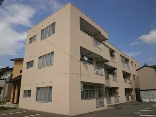 ファミリオ長柄【1階】の外観