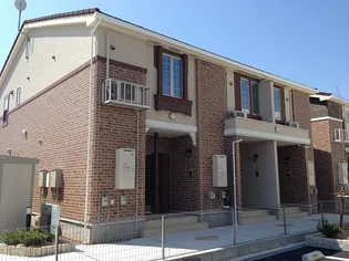 ヴィラ・アンジュ【2階】の外観