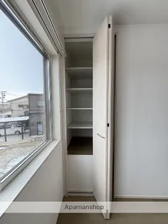 ジオコート上赤江 A棟【102号室】の内装