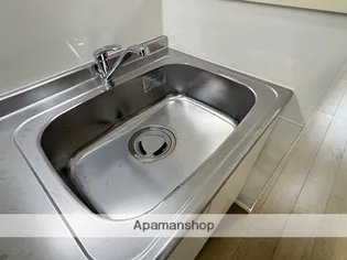 ジオコート上赤江 A棟【102号室】の内装