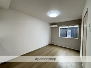 ジオコート上赤江 A棟【102号室】の居間