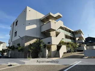 ハートフル ウィステリア【1階】の外観