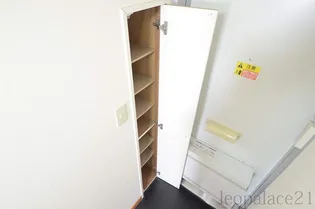 レオパレスおおしま【203号室】の玄関