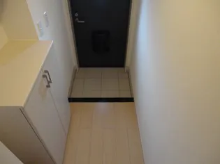 WELCOMEⅢB棟【2階】の玄関