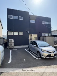 FREESTYLE【1階】の外観