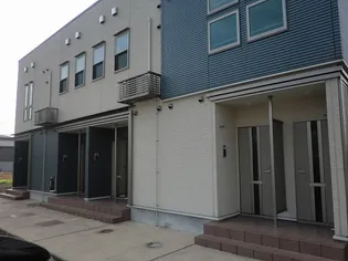 グランティス【2階】の外観