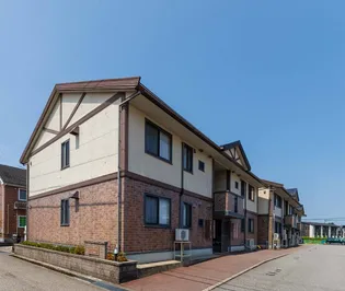 リビングタウン中川栄町 C【2階】の外観