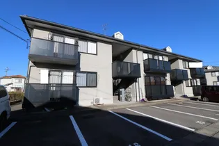 ブライダルハイツ戸出 B【1階】の外観