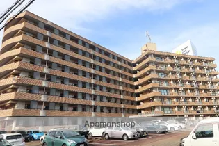 グランドパレス【3階】の外観