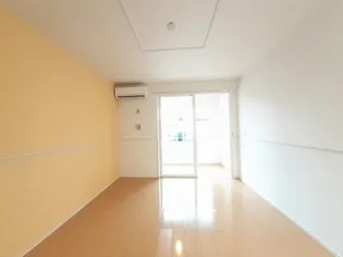 ニューバンブスⅡB【1階】の居間