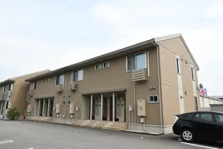 ラ・フェルマータ山室 B【2階】の外観