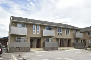 富山県富山市上袋【アパート】の外観