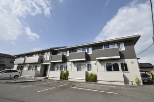 ボン ヴィラージュ【1階】の外観