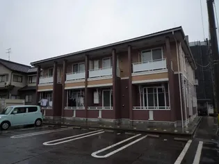 モワメーム【1階】の外観