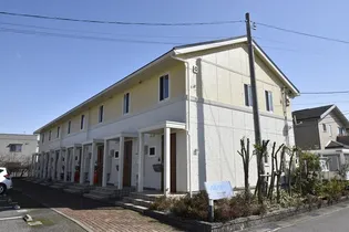 富山県富山市秋吉【テラスハウス】の外観