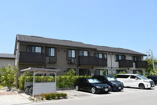 グラン ストリーツ C【1階】の外観