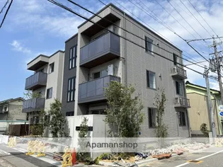 シャーメゾンアグストの画像