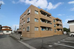 ラ・ファミール・ナガハラ【2階】の外観