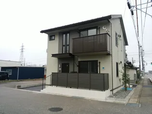 グレース C棟【1階】の外観